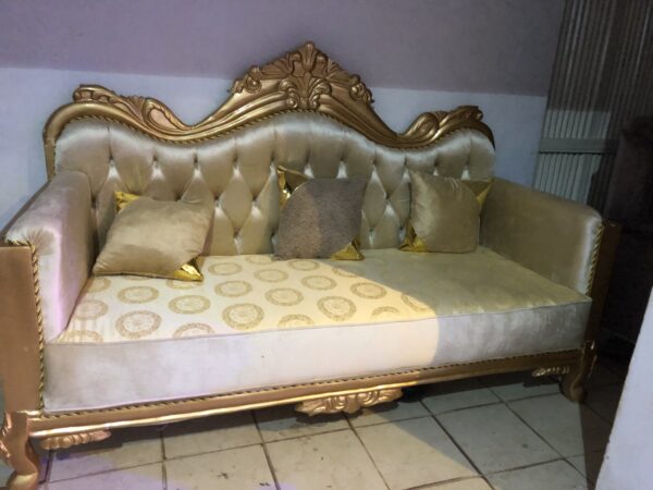 Ladies Royal Designed chair - Image 4