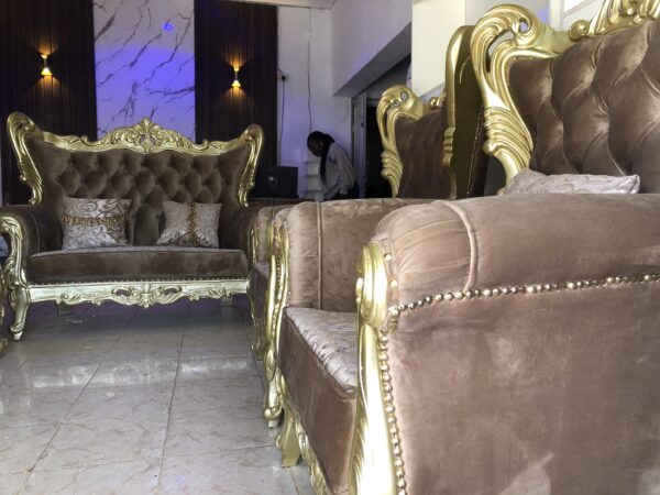 Brown King Size Royal Chair - Image 9