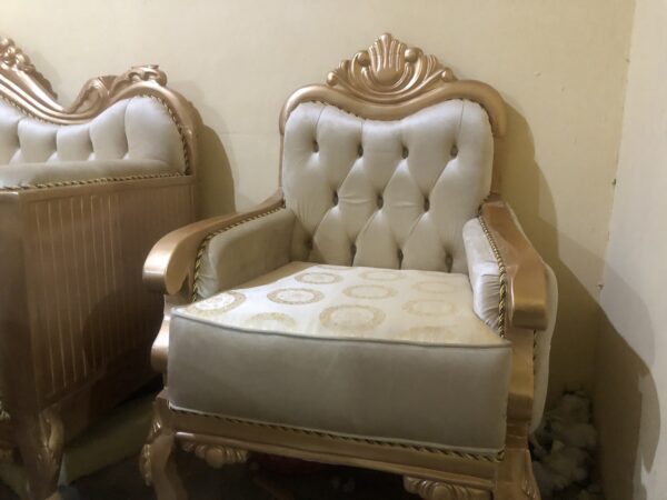 Ladies Royal Designed chair - Image 6