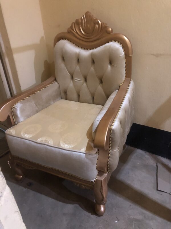 Ladies Royal Designed chair - Image 11