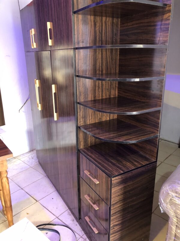 Style wardrobe