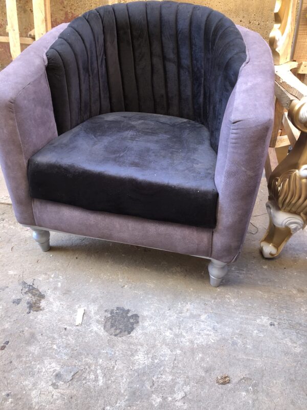 Puffed office/ home chair - Image 3