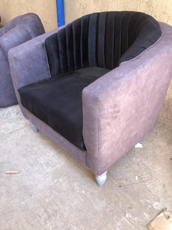 Puffed office/ home chair - Image 5
